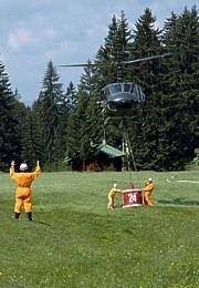  Bell UH-1D Huey  ©  Heli Pictures 