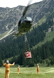  Bell UH-1D Huey  ©  Heli Pictures 